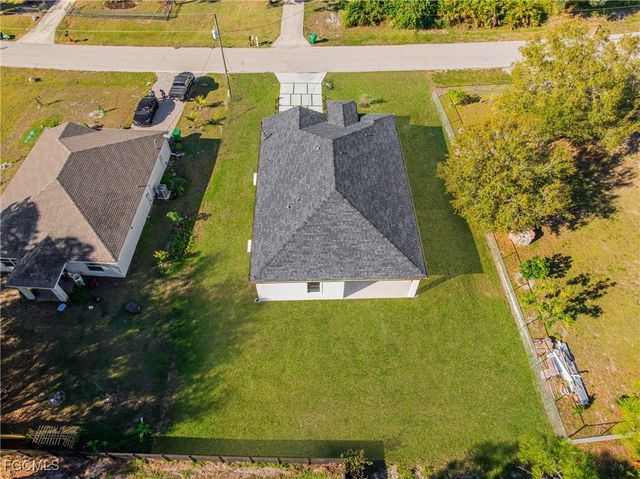 5008 N Obispo CIR, Labelle, FL 33935