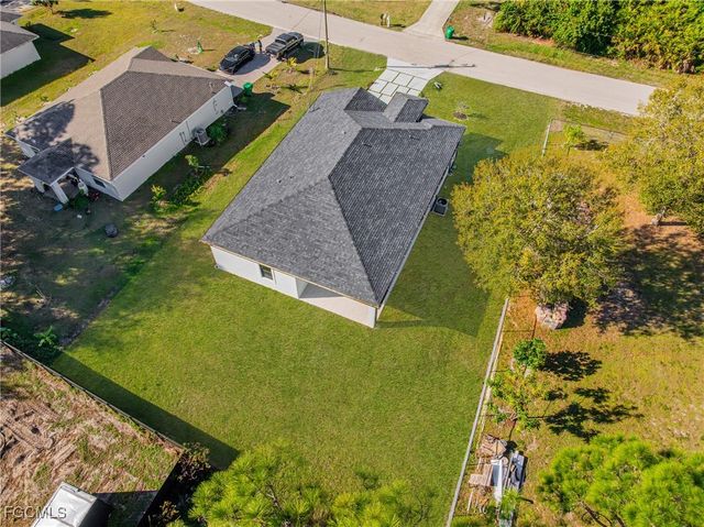 5008 N Obispo CIR, Labelle, FL 33935