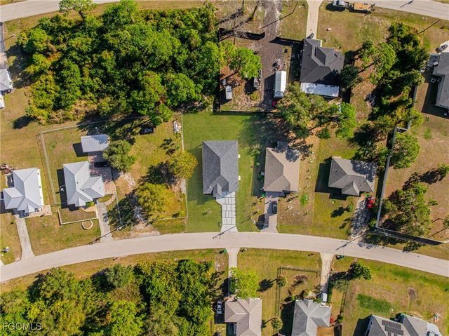 5008 N Obispo CIR, Labelle, FL 33935