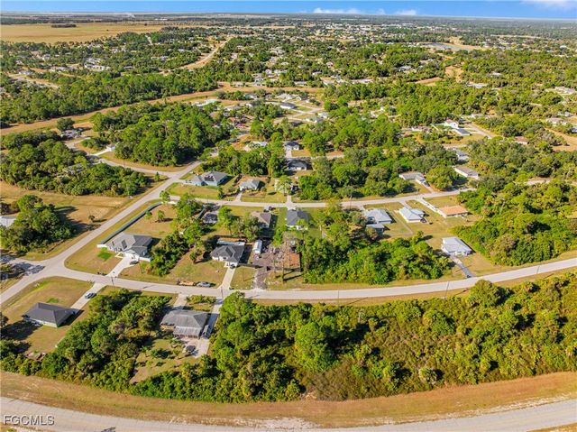 5008 N Obispo CIR, Labelle, FL 33935