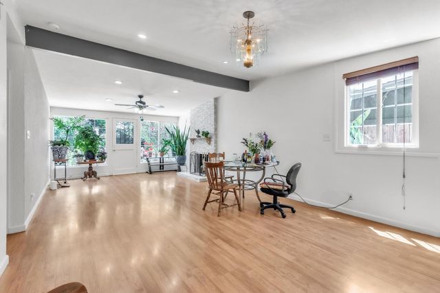 945 Sharian St, West Sacramento, CA 95605