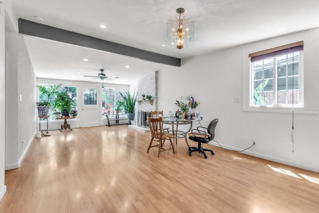 945 Sharian St, West Sacramento, CA 95605