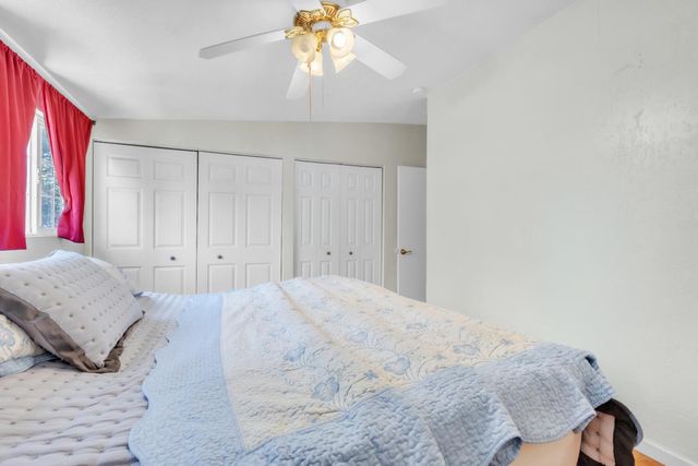 945 Sharian St, West Sacramento, CA 95605