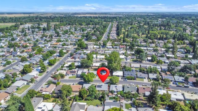 945 Sharian St, West Sacramento, CA 95605