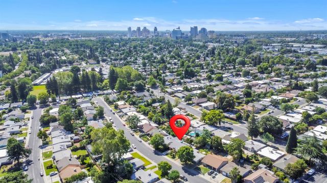 945 Sharian St, West Sacramento, CA 95605
