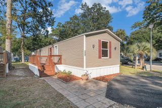 522 Key Largo Ave., Murrells Inlet, SC 29576