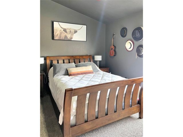 935 Brittany Way, Highlands Ranch, CO 80126