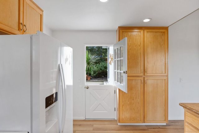 691 Fernwood Avenue, Monterey, CA 93940
