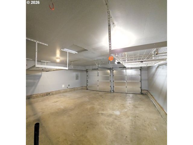 841 12TH St, Lafayette, OR 97127