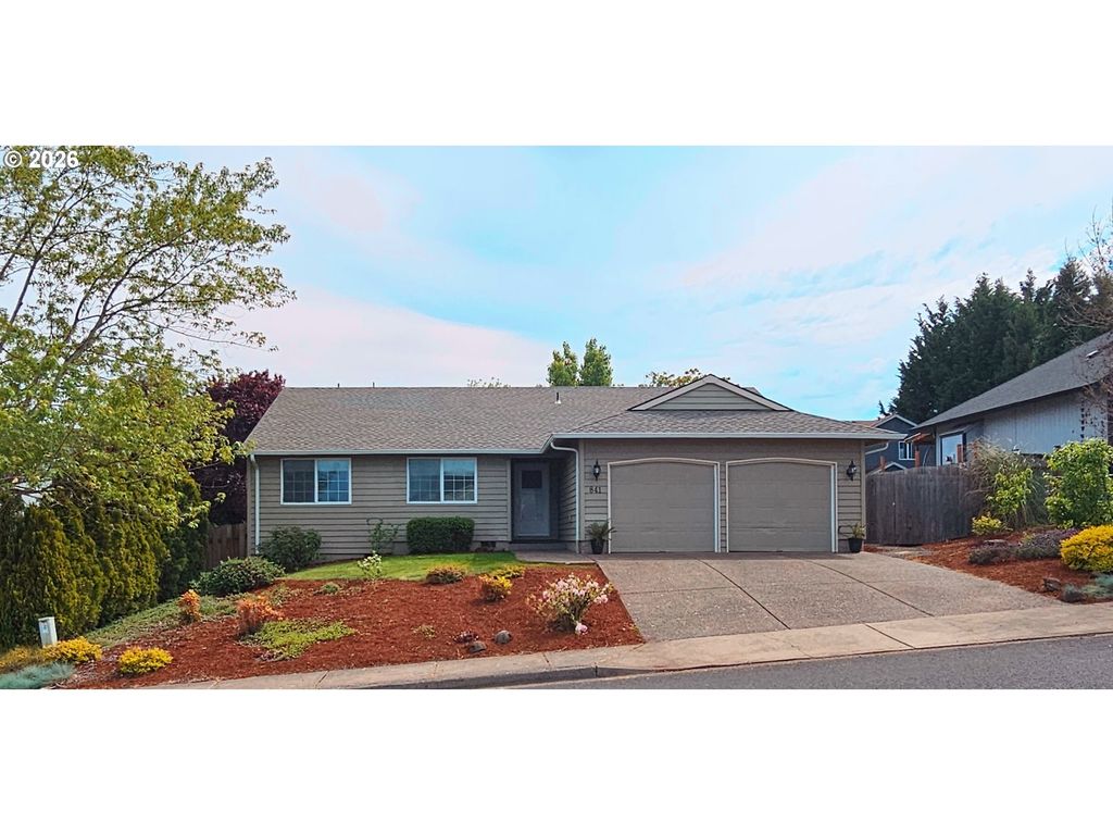 841 12TH St, Lafayette, OR 97127