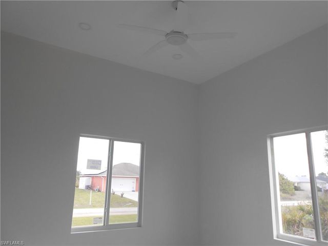 2809 55th ST W, Lehigh Acres, FL 33971