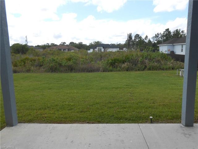 2809 55th ST W, Lehigh Acres, FL 33971