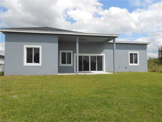 2809 55th ST W, Lehigh Acres, FL 33971