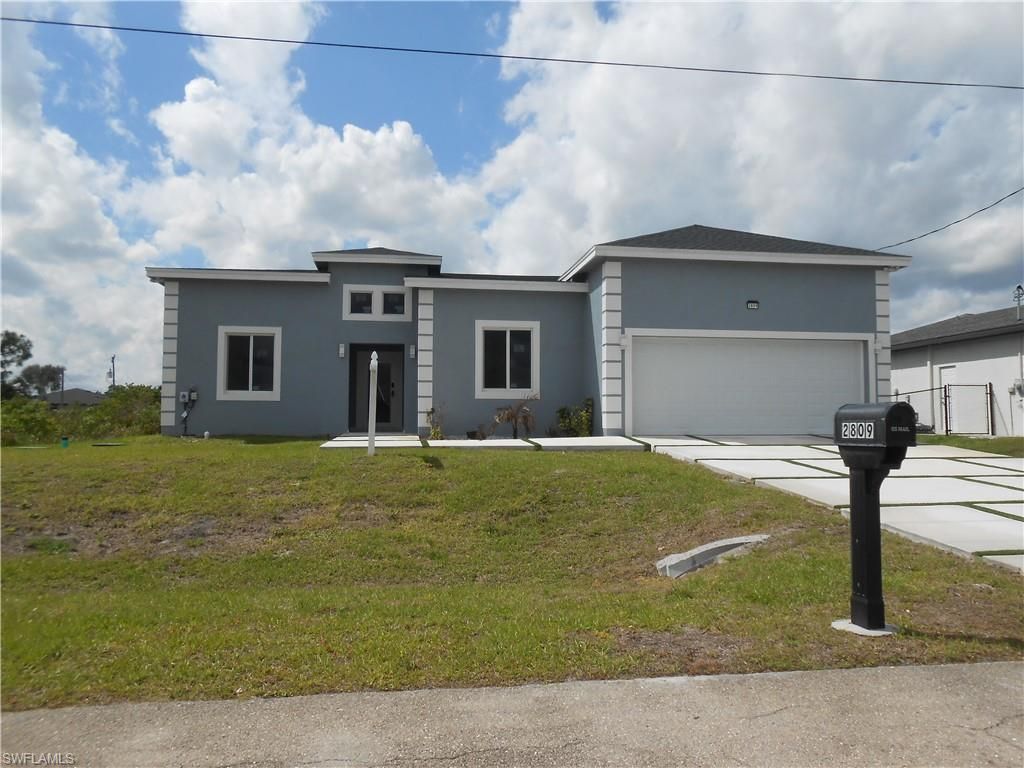2809 55th ST W, Lehigh Acres, FL 33971
