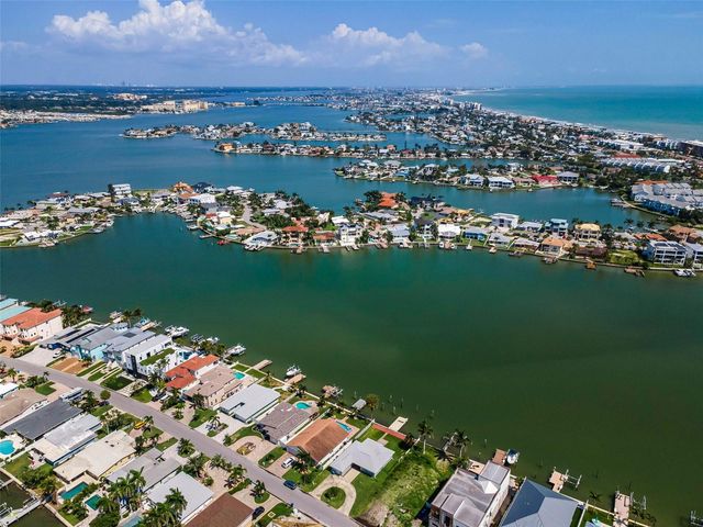 17043 DOLPHIN DRIVE, North Redington Beach, FL 33708
