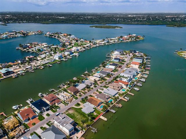 17043 DOLPHIN DRIVE, North Redington Beach, FL 33708