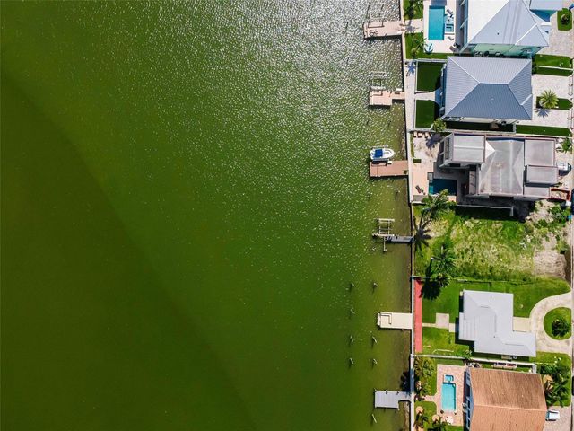 17043 DOLPHIN DRIVE, North Redington Beach, FL 33708