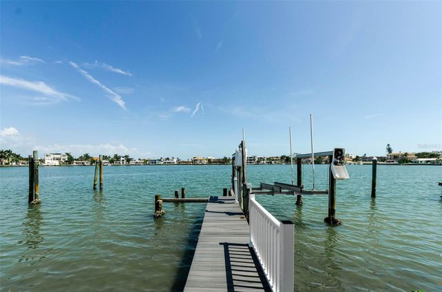 17043 DOLPHIN DRIVE, North Redington Beach, FL 33708