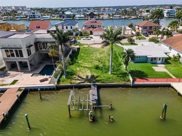17043 DOLPHIN DRIVE, North Redington Beach, FL 33708