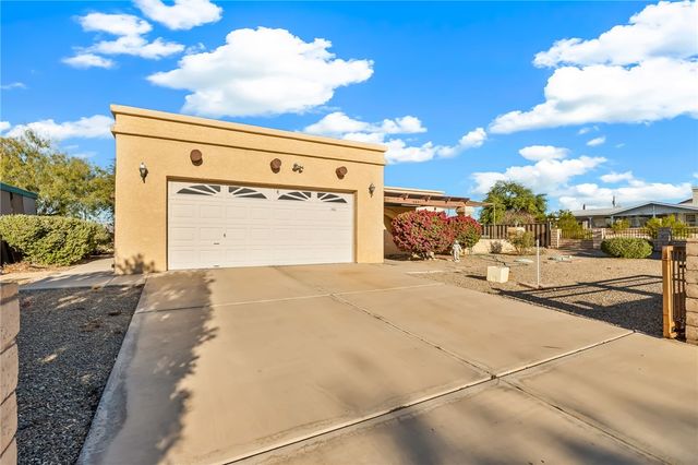 2460 E Gosiute Road, Fort Mohave, AZ 86426