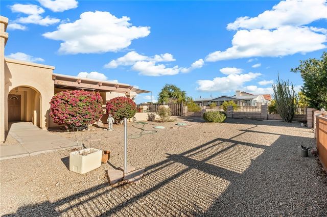 2460 E Gosiute Road, Fort Mohave, AZ 86426