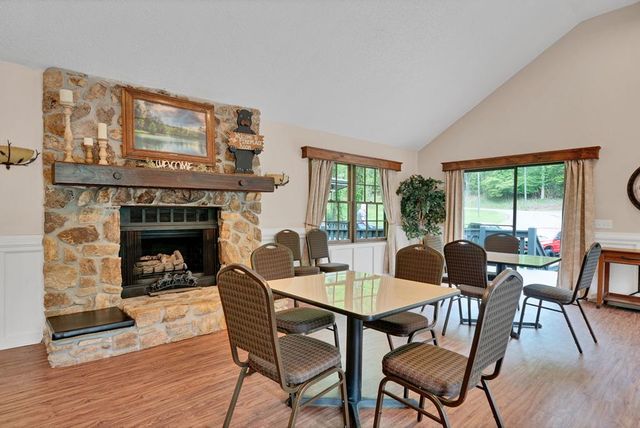 474 Seneca Way, Ellijay, GA 30540