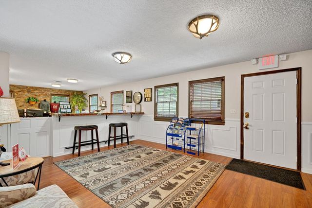 474 Seneca Way, Ellijay, GA 30540