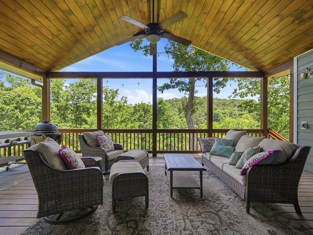 474 Seneca Way, Ellijay, GA 30540