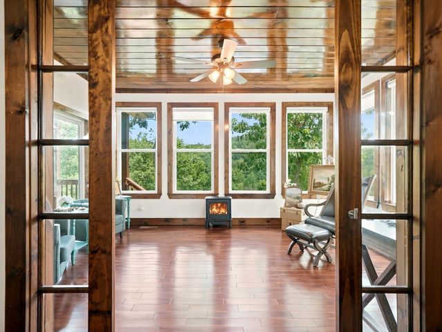 474 Seneca Way, Ellijay, GA 30540