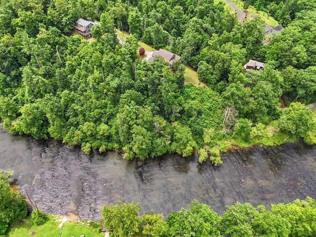 474 Seneca Way, Ellijay, GA 30540