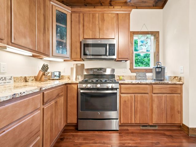 474 Seneca Way, Ellijay, GA 30540