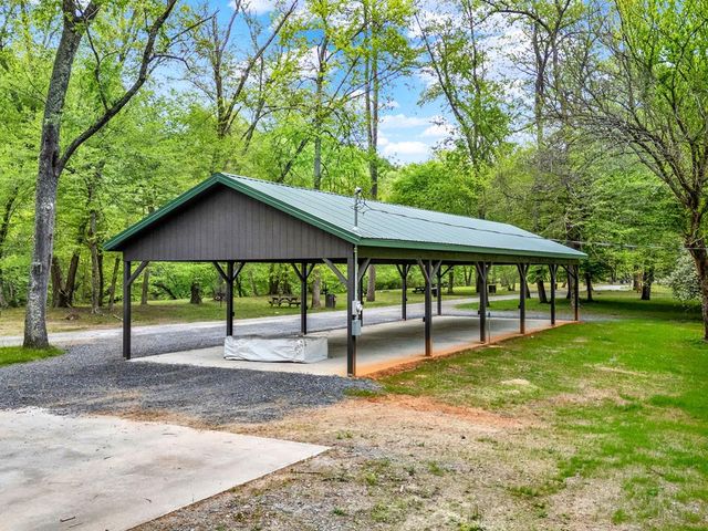 474 Seneca Way, Ellijay, GA 30540