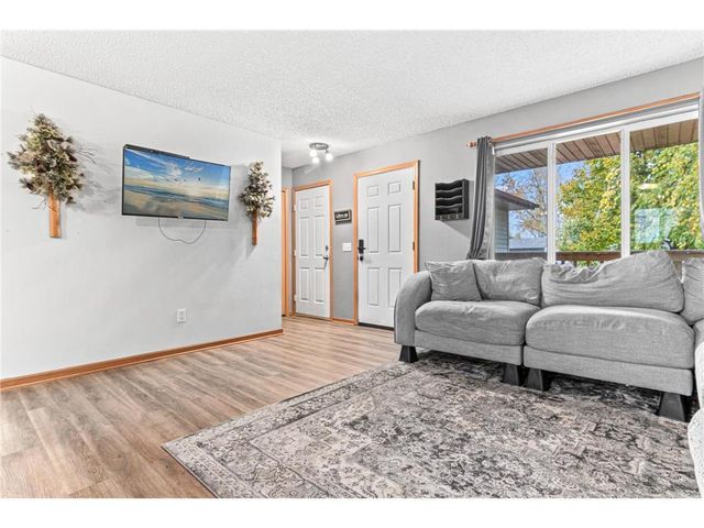 5480 Mallard Lane, Monticello, MN 55362