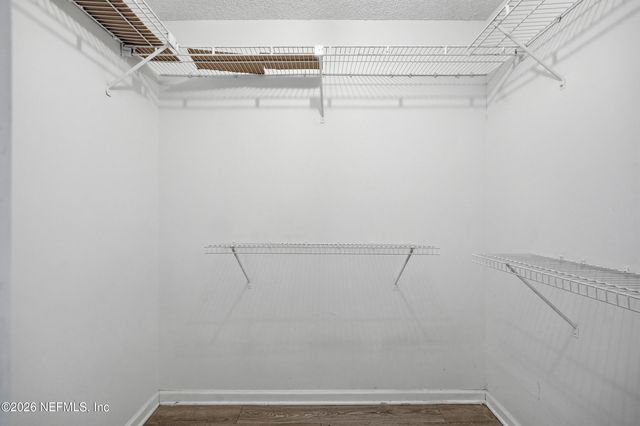 3959 ST ISABEL Drive E, Jacksonville, FL 32277