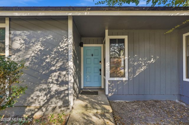 3959 ST ISABEL Drive E, Jacksonville, FL 32277