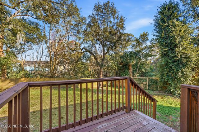 3959 ST ISABEL Drive E, Jacksonville, FL 32277