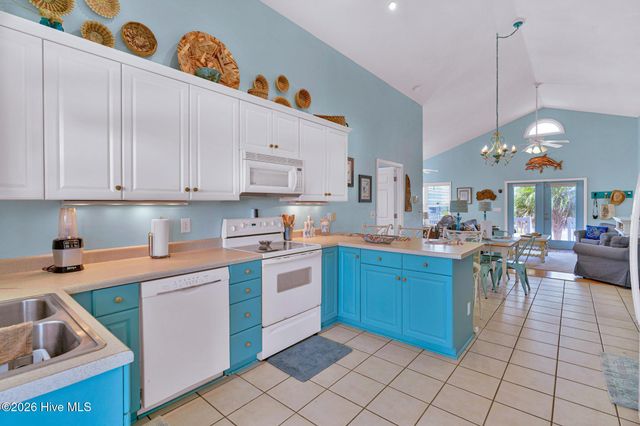 108 W Dolphin Drive, Oak Island, NC 28465