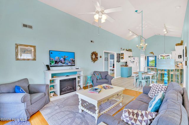 108 W Dolphin Drive, Oak Island, NC 28465
