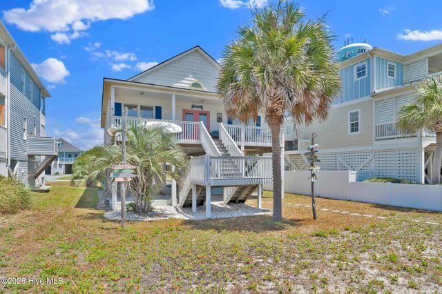 108 W Dolphin Drive, Oak Island, NC 28465