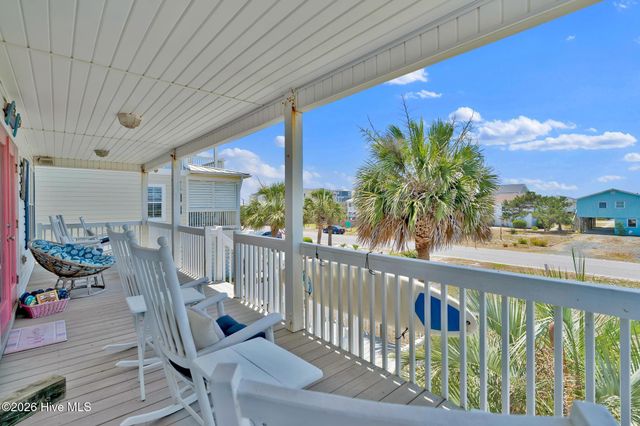 108 W Dolphin Drive, Oak Island, NC 28465