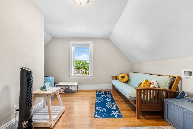 19 Laconia Ave, Saugus, MA 01906