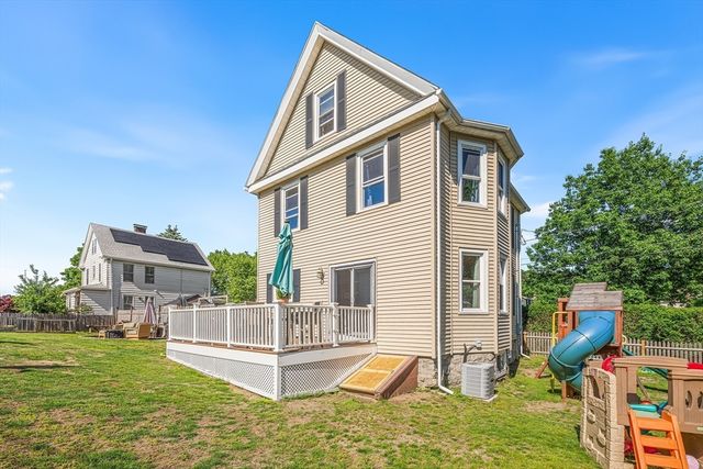 19 Laconia Ave, Saugus, MA 01906