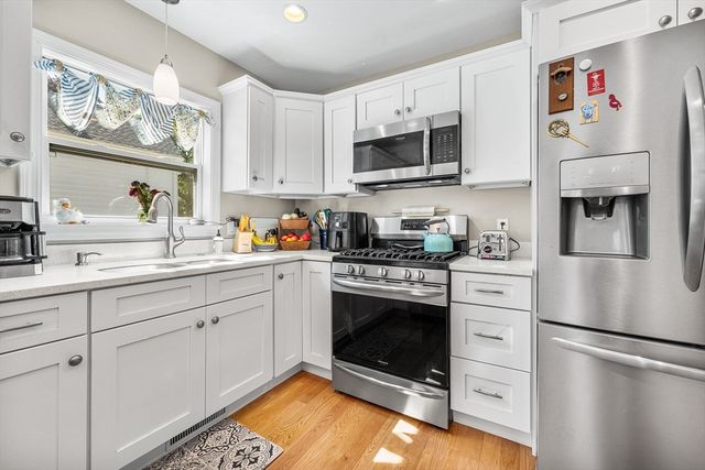 19 Laconia Ave, Saugus, MA 01906