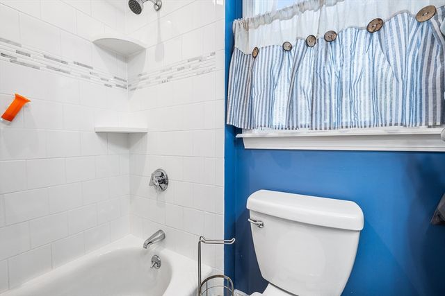 19 Laconia Ave, Saugus, MA 01906