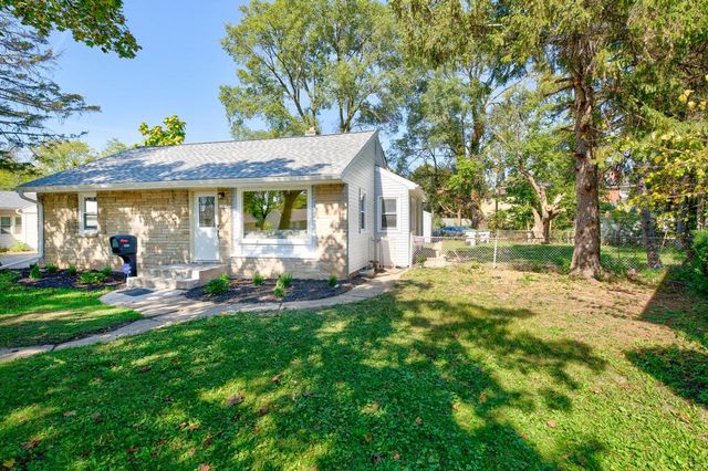 2230 W Neil PLACE, Milwaukee, WI 53209