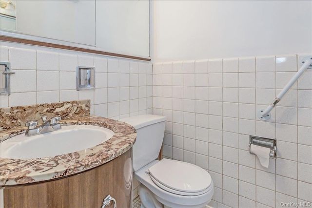 212-30 23rd Avenue 6A, Bayside, NY 11360