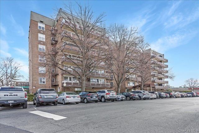 212-30 23rd Avenue 6A, Bayside, NY 11360