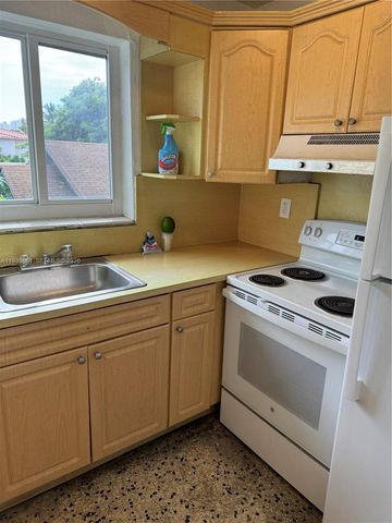 1861 NW 19th St 4, Miami, FL 33125