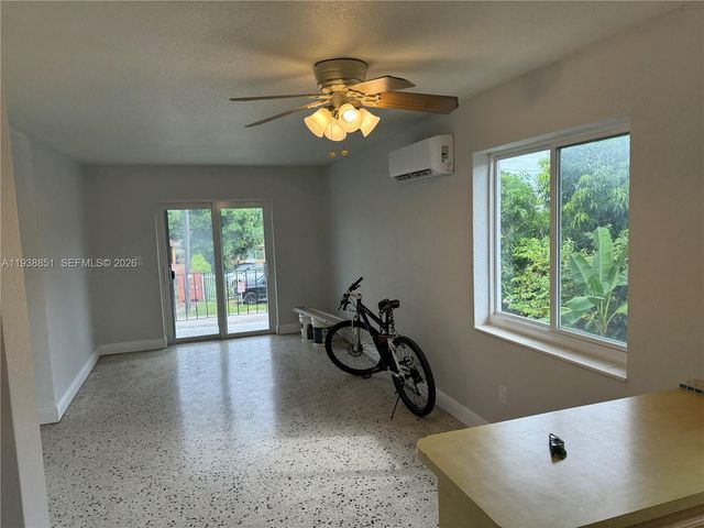 1861 NW 19th St 4, Miami, FL 33125
