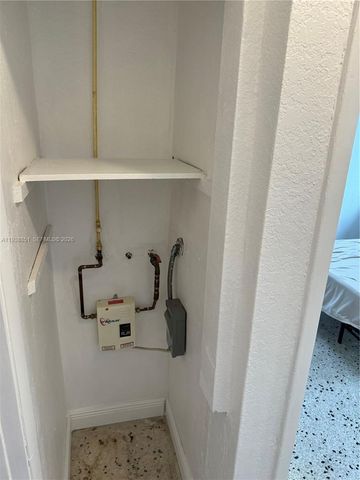 1861 NW 19th St 4, Miami, FL 33125